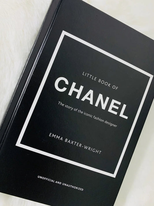 Kleines Buch von Chanel