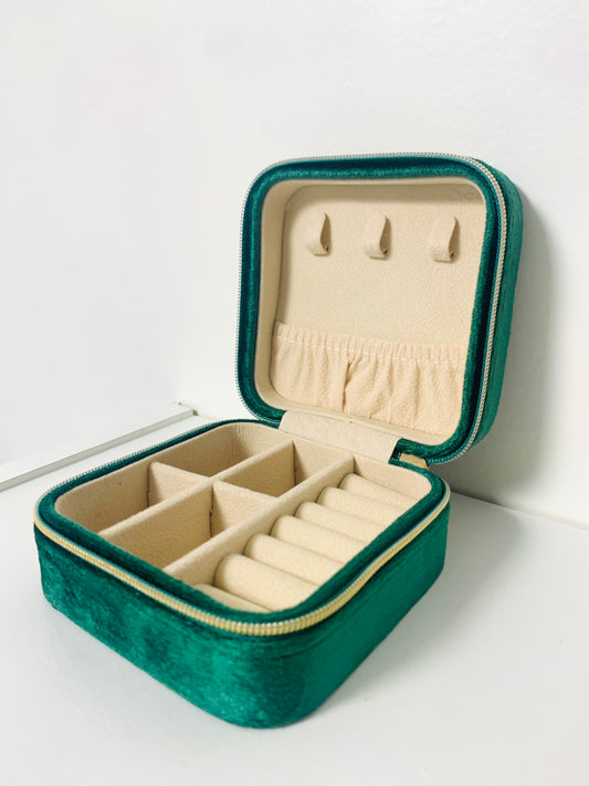 Travel Case Jewelry Green