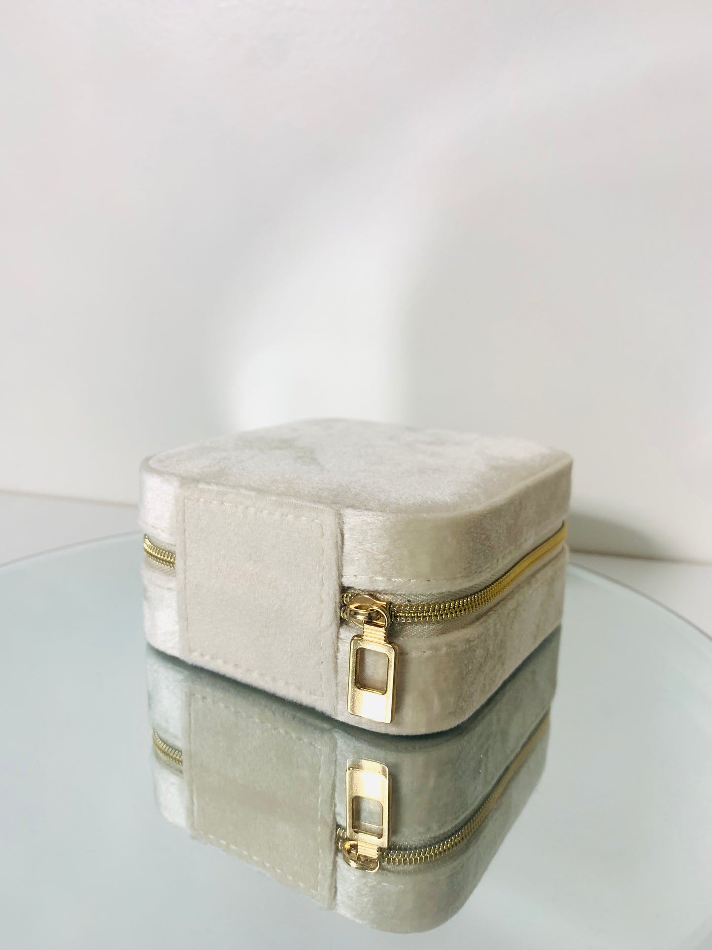 Travel Case Jewelry White